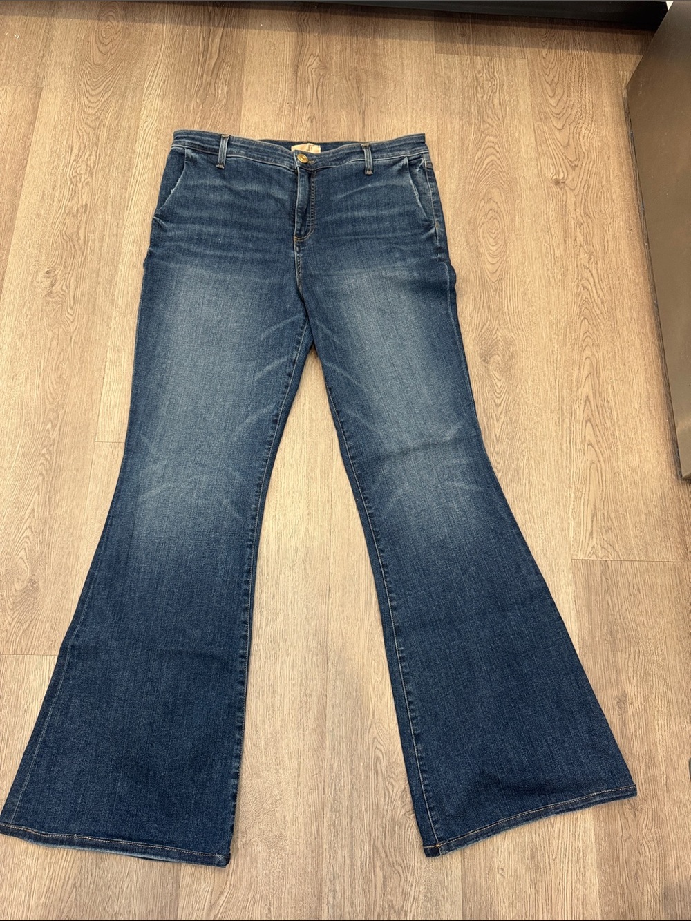Kut from the Kloth Dark Blue Flare Jeans